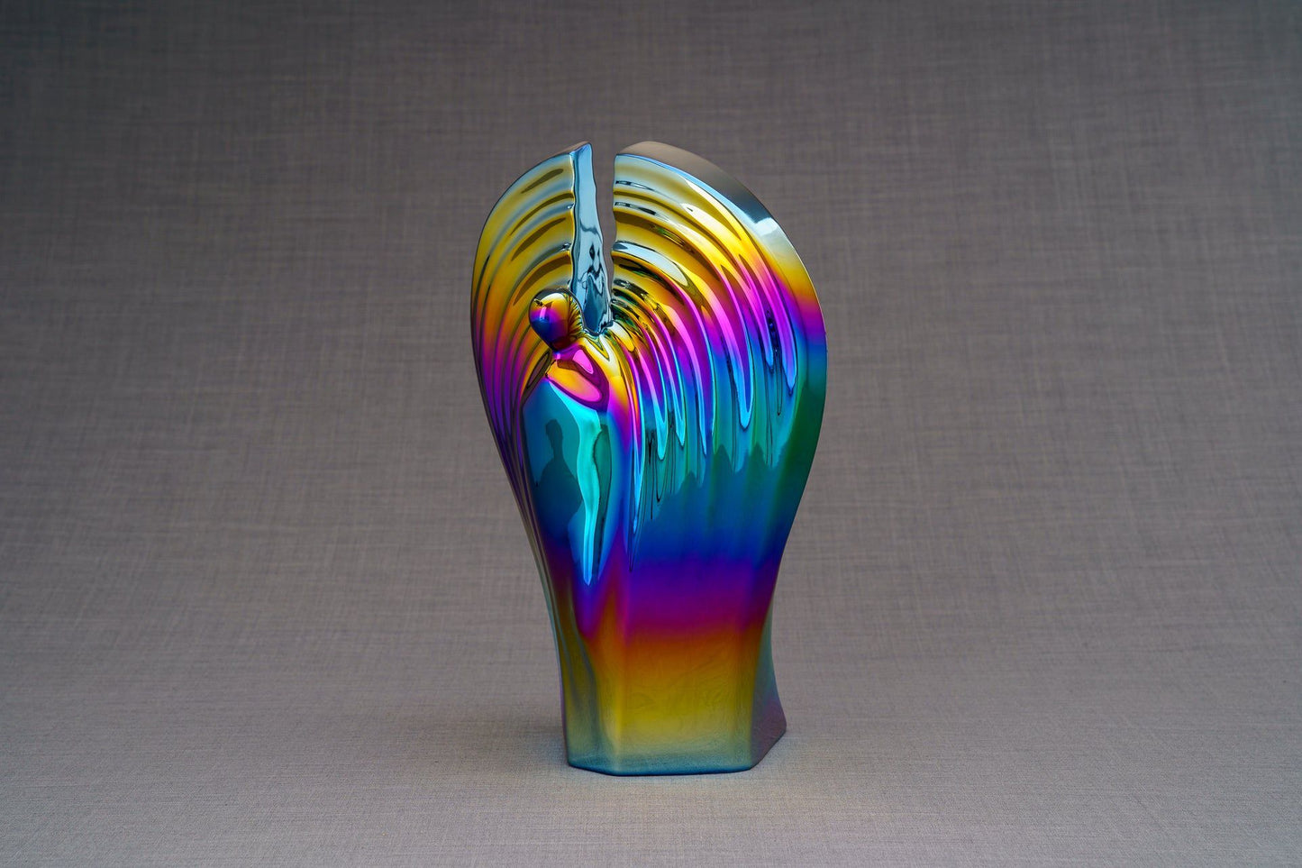 
                  
                    Pulvis Art Urns Adult Size Urn Exclusive Cremation Urn for Ashes "Guardian" - Large | Rainbow Chrome
                  
                