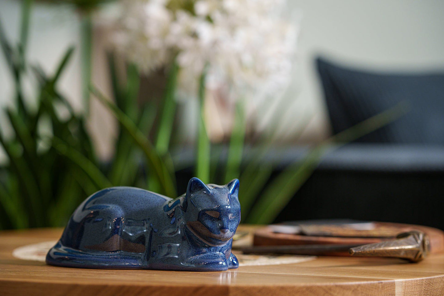 
                  
                    Pulvis Art Urns Pet Urn Mini Laying Cat Cremation Urn - Blue Melange  | Ceramic
                  
                