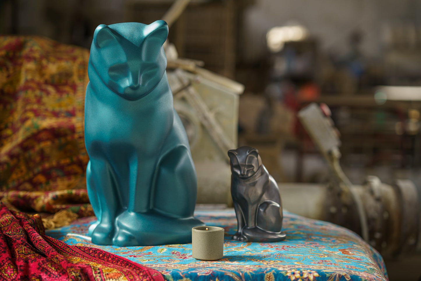 
                  
                    Pulvis Art Urns Pet Urn Wooden Cat Statue Urn "Neko" - Hand Sprayed | Azure Blue
                  
                