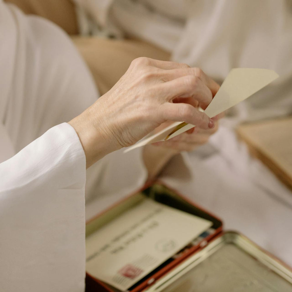 The Therapeutic Power of Writing Letters to the Deceased