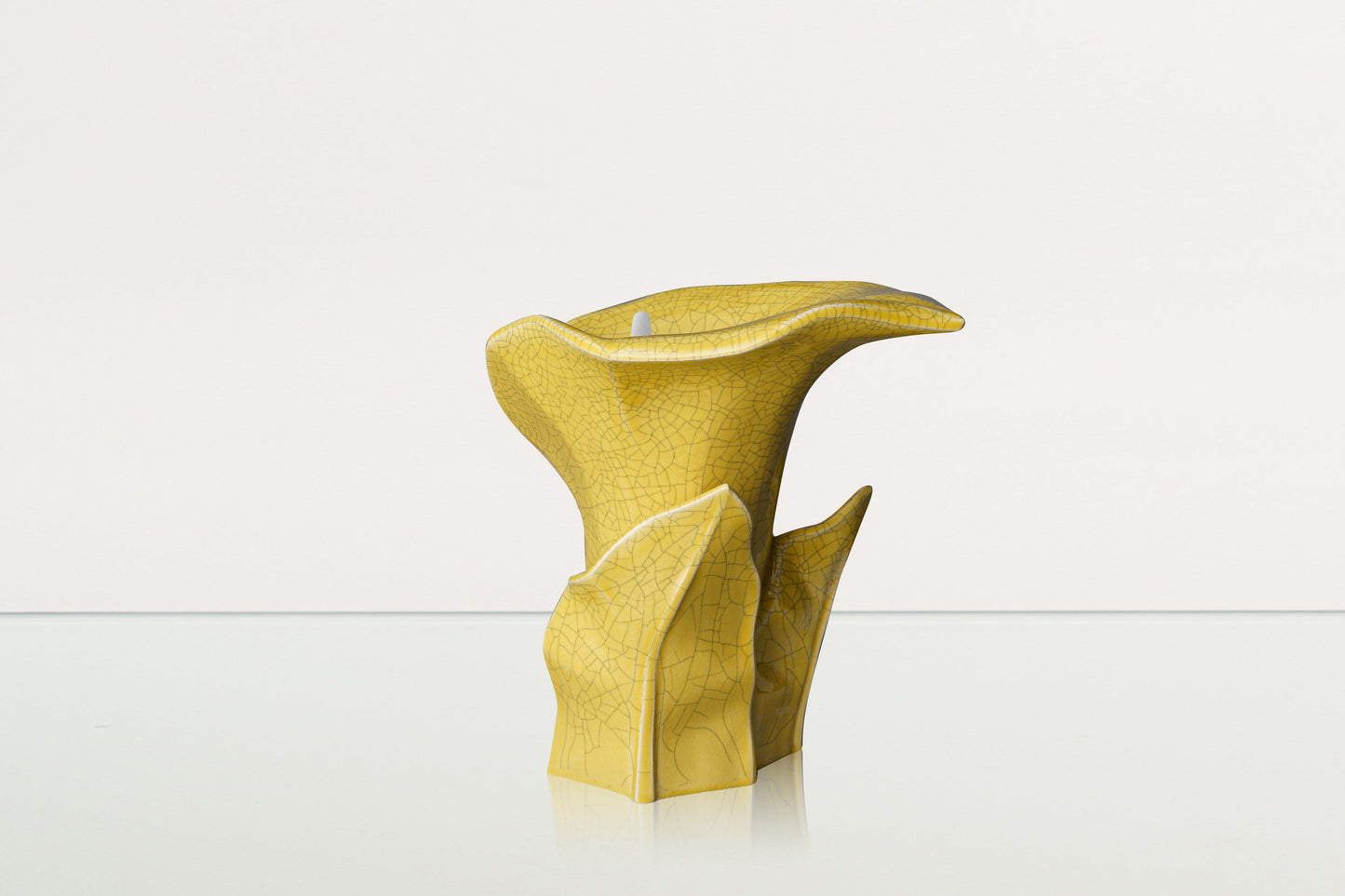
                  
                    Pulvis Art Urns Adult Size Urn Calla Flower Memorial Urn for Ashes - Medium Urn | Yellow Craquelure
                  
                