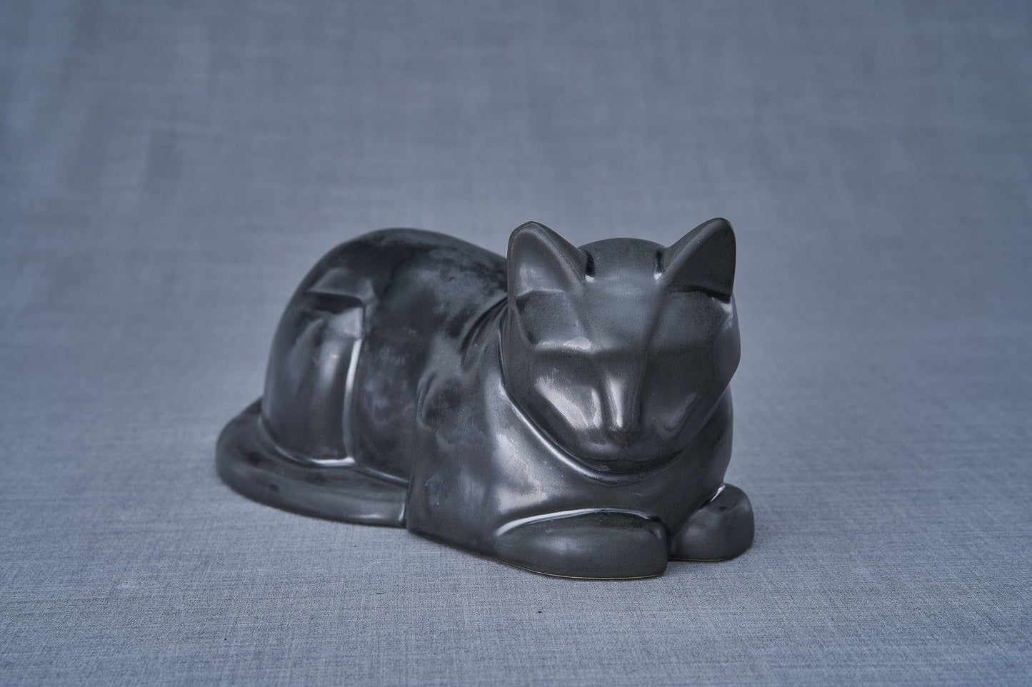 
                  
                    Pulvis Art Urns Dark Matte / Light "Cat" Memorial Bundle - 4 pcs. | Handmade
                  
                