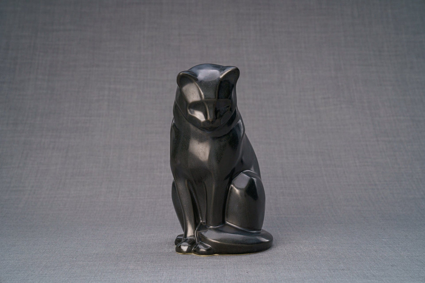 
                  
                    Pulvis Art Urns Dark Matte / Light "Neko" Pet Memorial Bundle - 4 pcs. | Handmade
                  
                