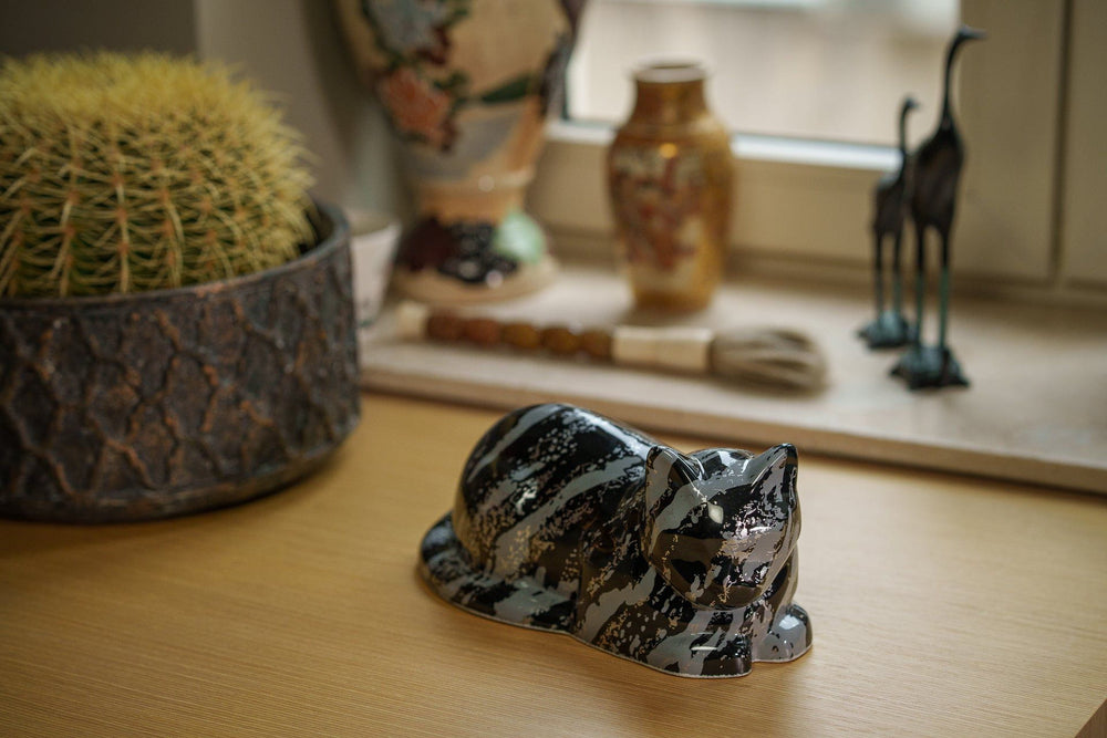 HydroGraphics Pet Urn For Cat - Vortex - Ceramic