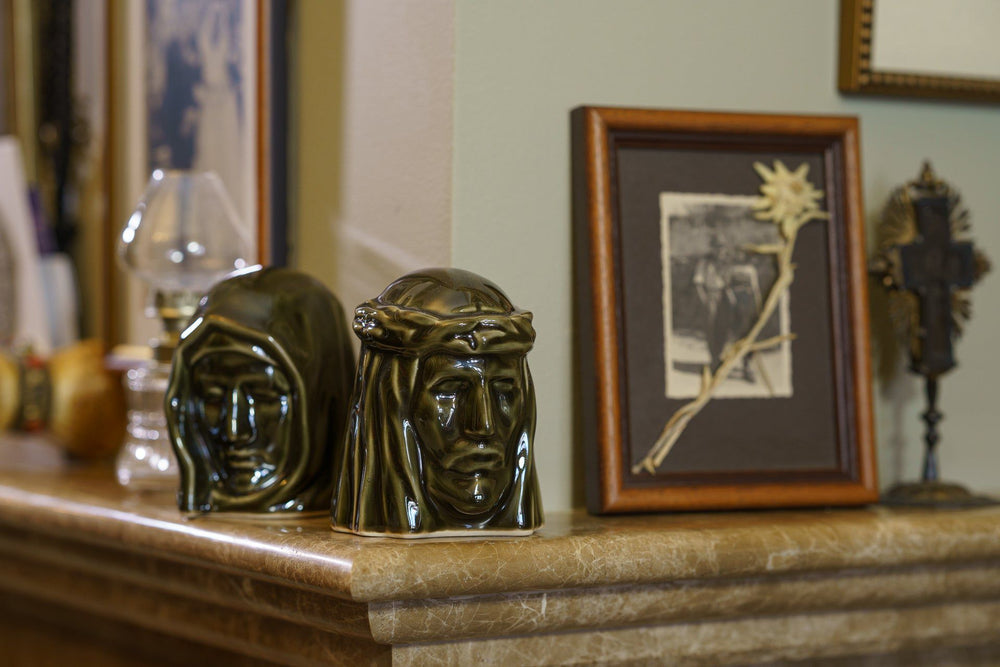 Pulvis Art Urns Keepsake Urn Handmade Mini Keepsake Urn "The Christ" - Oily Green | Ceramic